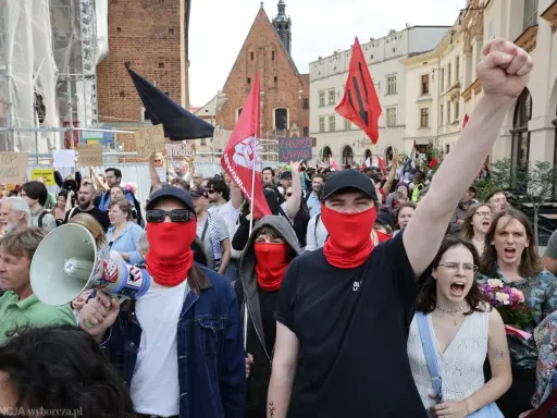 Ucieczka przed policją we śnie: Czy Twoja psychika krzyczy STOP?